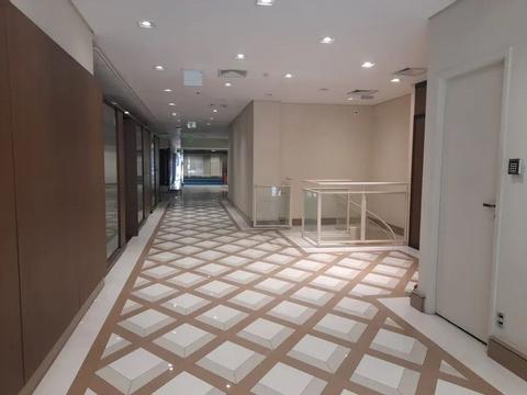 Loja disponível para venda e locação em Ipanema - com 500 m²